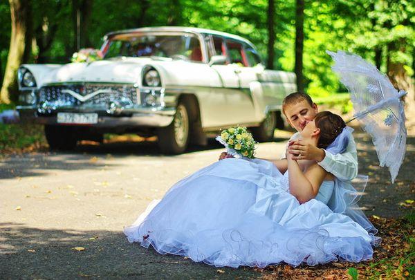 205 Ретро автомобиль Chayka GAZ-13 белая арендовать в Киеве