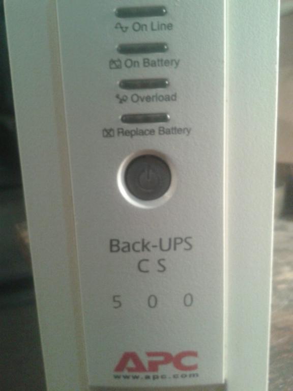 Сервис Центр (Киев): ИБП APC (UPS) Back-UPS CS 500 (ВК500-RS, ВК500EI) бу, с аккумулятором