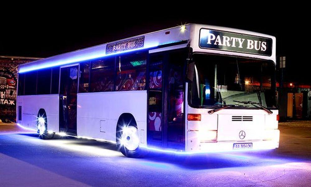 065 Лимузин автобус Party Bus Vegas пати бас прокат