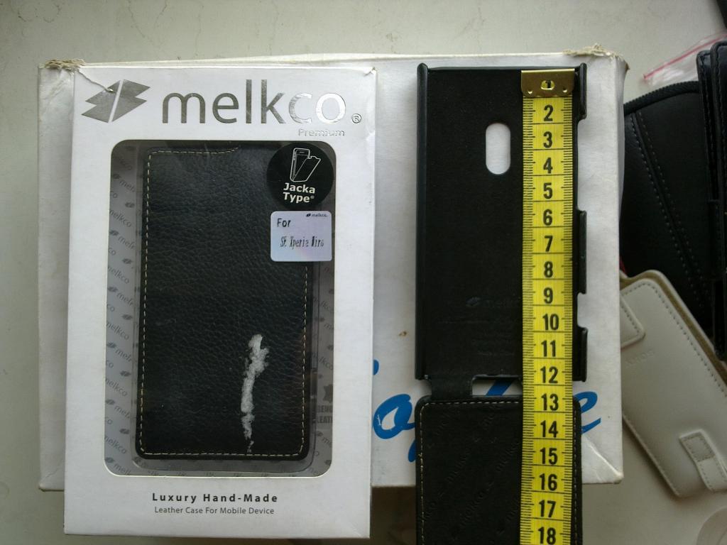 Продам чехлы melkco for Sony Xperia Miro (Jacka Type), новые.