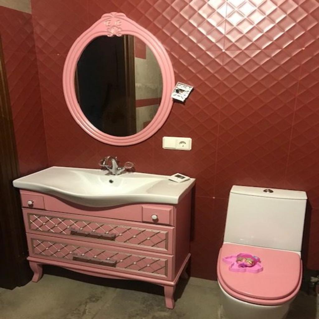 Комплект меблів для ванної кімнати "Тереза"