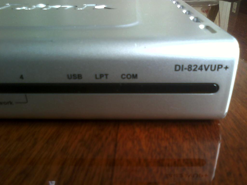 WI-FI роутер D-Link DI-824VUP+