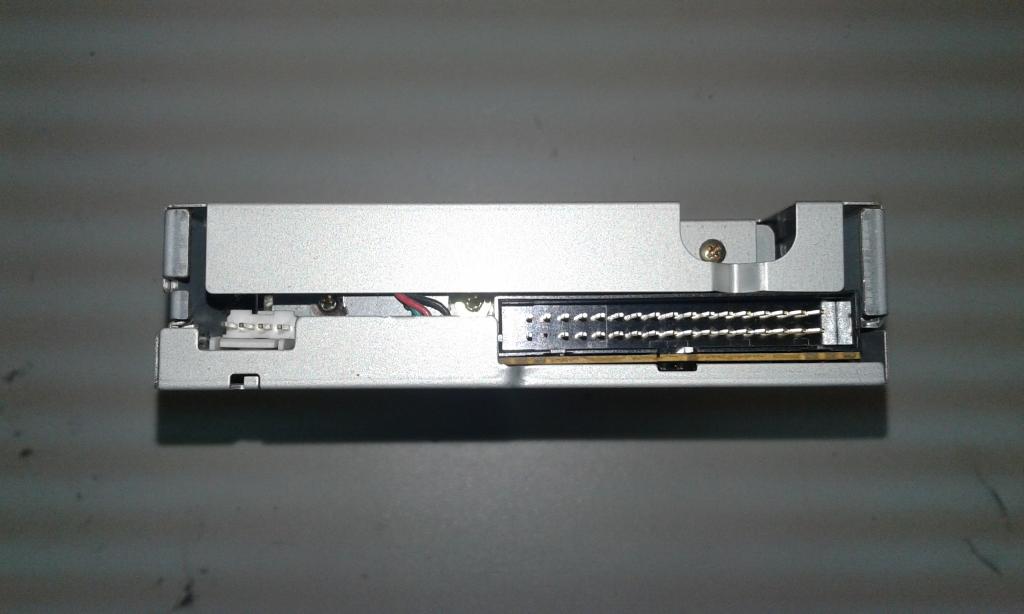 Дисковод HP-333505-001-176137-232-Z1D-Citizen-z1de-64a-1-44mb-floppy drive