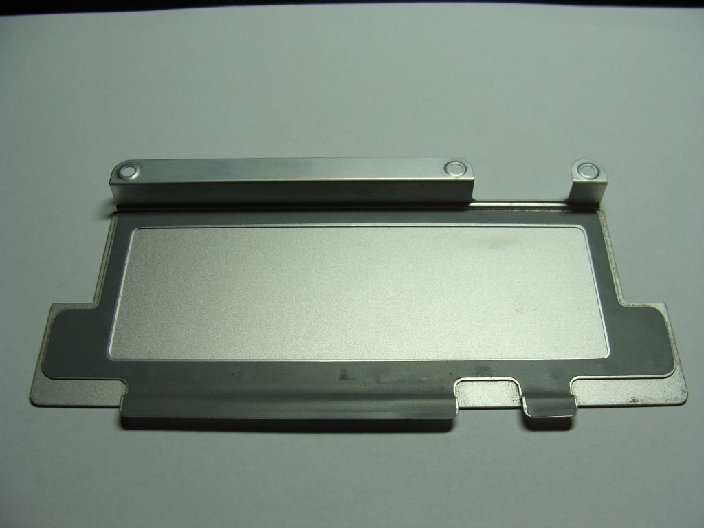 Продам защитную крышку памяти для Apple MacBook Pro 15"А1226